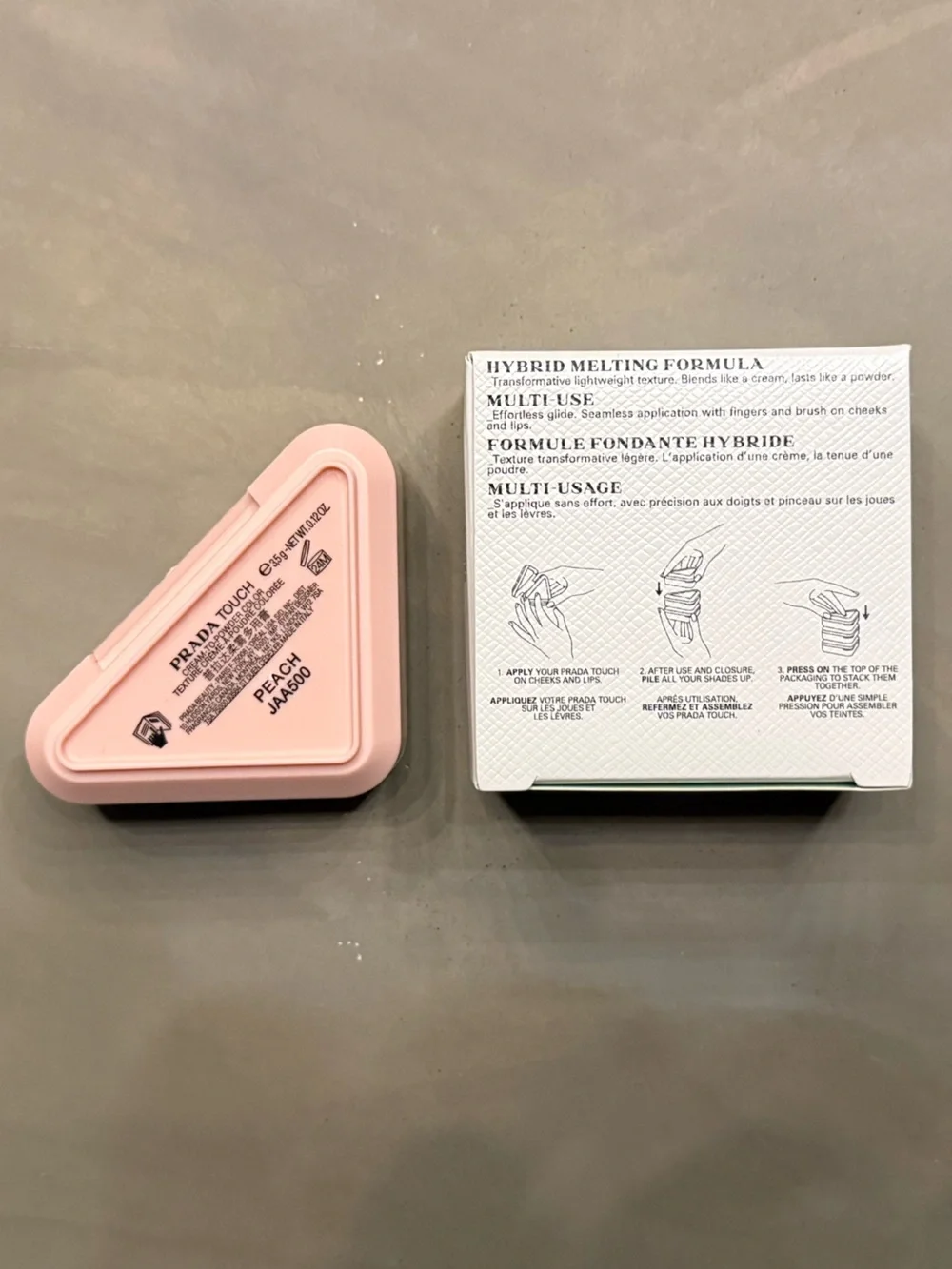 Prada Touch Cream-to-Powder Color - O86 Peach
